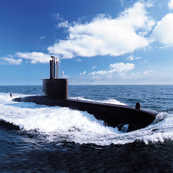 대우조선해양이 건조한 대한민국 해군의 장보고-I급 잠수함.