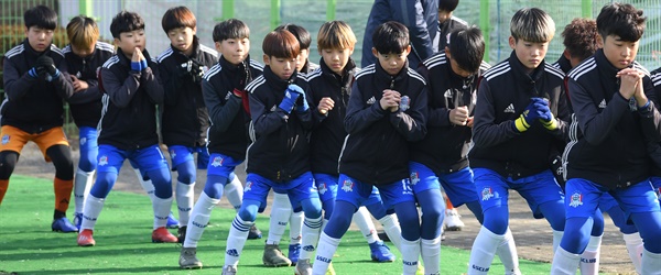 9일 거창군 스포츠파크내 축구 경기장의 '축구 꿈나무 전지훈련'.