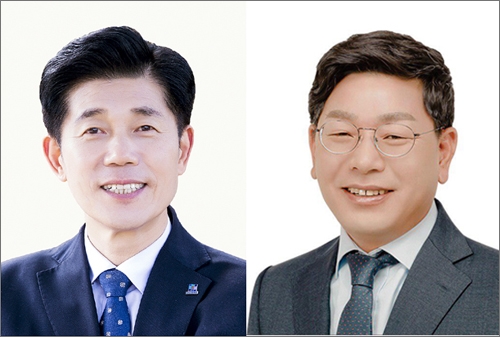더불어민주당 대전 대덕구 후보 경선을 위한 '후보단일화'에 합의한 박종래(왼쪽), 최동식 예비후보.