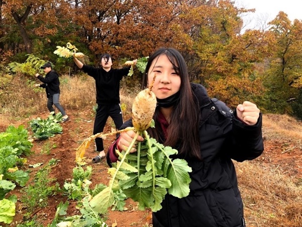  가별이 찍은 사진 시선강탈 바미