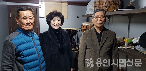 서그내두레농악보존회 황은수 이두이 김문향 회장(왼쪽부터)