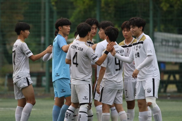 신생 구단 대한FC에서 좋은 모습을 보여주고 싶다는 임재원 군 .