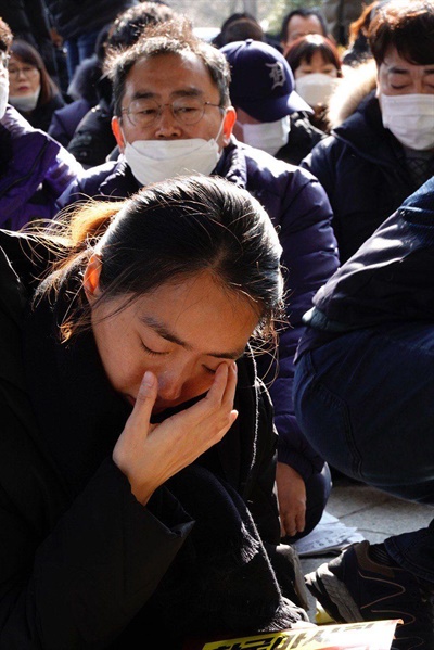 만주노총은 8일 오후 한국마사회 과천경마장 앞에서 “문중원 열사 진상규명, 책임자 처벌, 한국마사회 적폐청산을 위한 전국노동자대회”를 열었다.