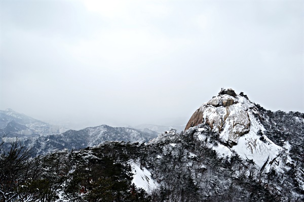 족두리봉의 설경