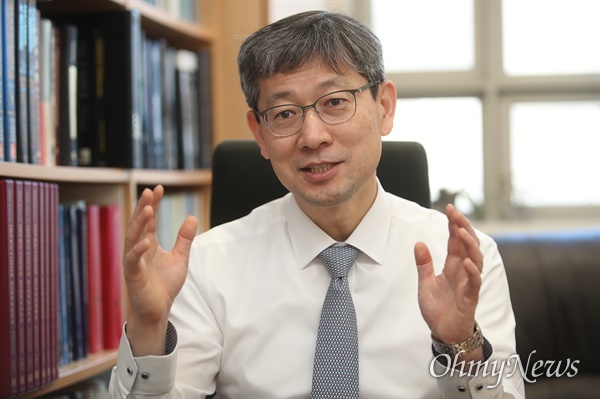 김홍빈 분당서울대병원 감염내과 교수.