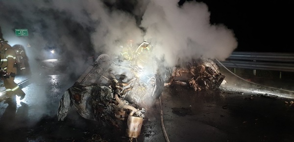 2월 21일 새벽 경남 진주에서 차량 화재 사고가 발생해 운전자가 사망했다.