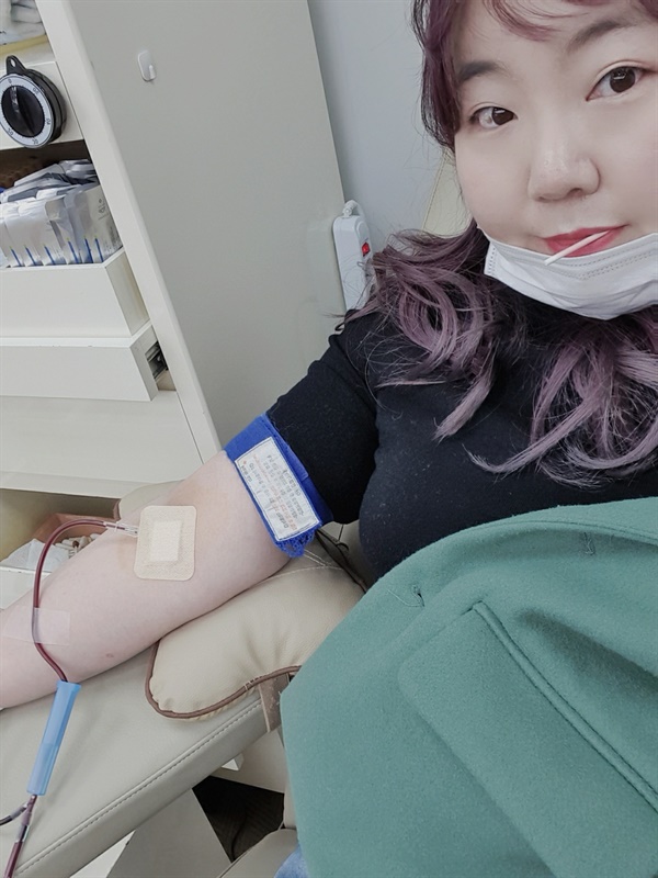  위민경 매니저는 개인적으로 종종 헌혈을 실천해왔다. 이번에도 보유 혈액이 부족하다는 보도를 접하고 헌혈에 참여했으며 건강한 회원들이 헌혈에 동참해 국가적 위기상황을 극복해가자고 호소했다. 