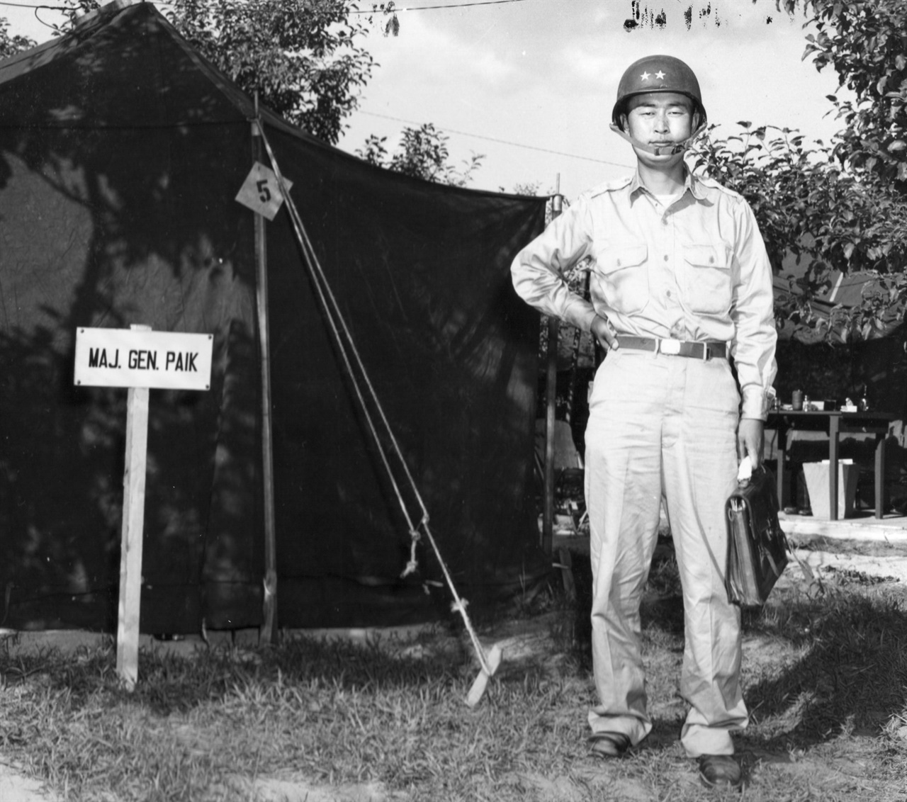   한국전쟁 당시 백선엽 육군소장 (1951. 8. 13.).