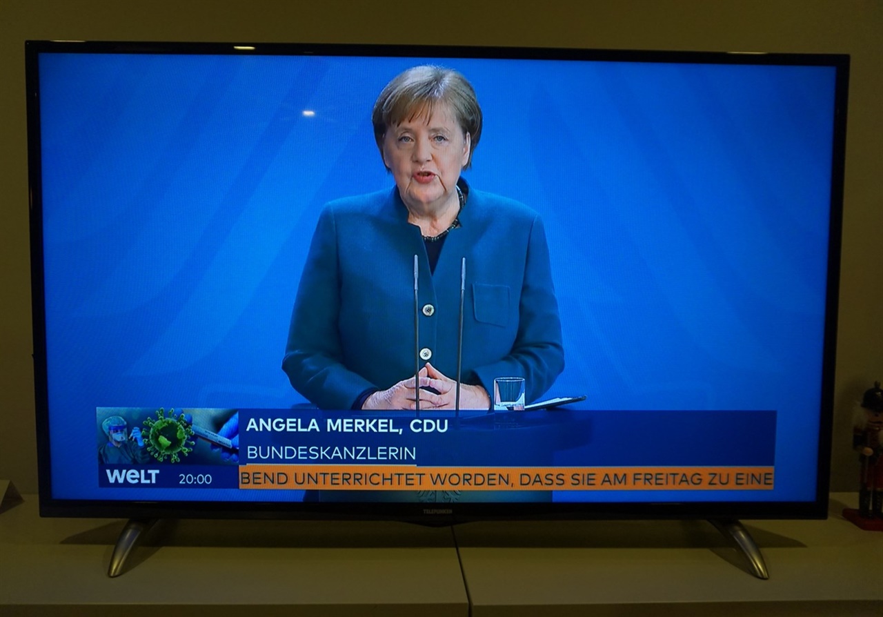 독일 메르켈 총리의 자가 격리 관련 독일 뉴스