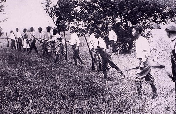  한인소년병학교 훈련 모습.