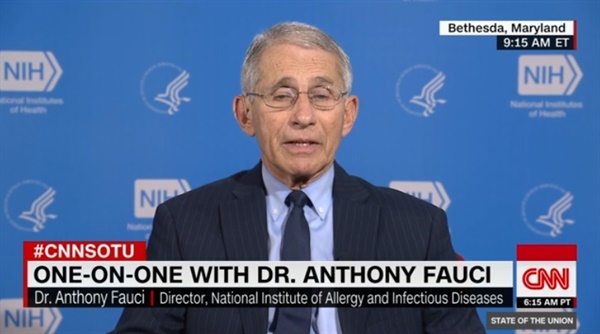 앤서니 파우치 미국 국립 알레르기·전염병 연구소 소장의 CNN 인터뷰 방송 갈무리.