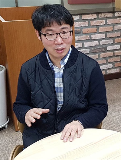 박영용 한국사회복지행정연구회 회장은 선별지원이 아닌 보편지원이 답이라고 말했다.