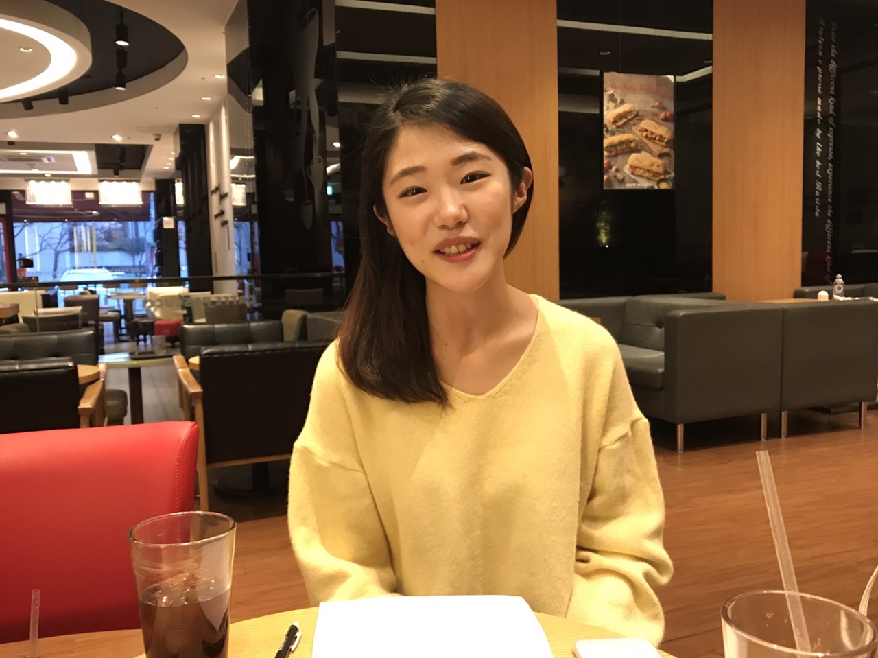 지난달 31일 서울 여의도 한 커피숍에서 만난 < BJ깨시딩 >의 전민영씨