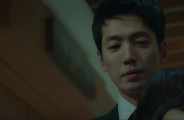 tvN 목요스페셜 <슬기로운의사생활> 8회 한 장면