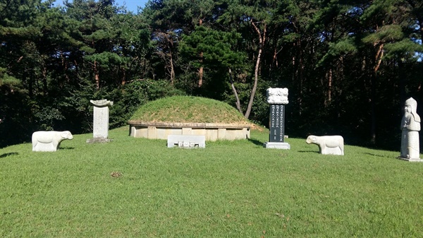 무등산 평두메에 있는 전상의 장군의 예장석묘는 광주광역시 기념물 제3호로 지정되었다. 예장(禮葬)은 국가에서 공신에게 베푸는 장례로 오늘날의 국장과 같은 성격이다
