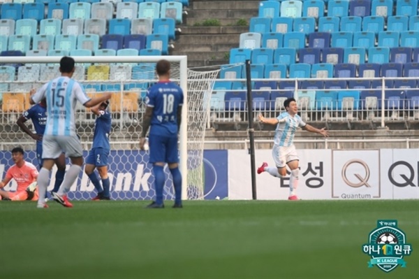 김인성 울산의 김인성이 K리그1 수원전에서 후반 16분 동점골을 터뜨렸다.