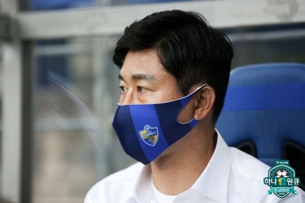 김도훈 감독 울산의 김도훈 감독이 올 시즌 처음으로 로테이션 시스템을 가동했지만 부산전에서 승리를 거두는데 실패했다. 