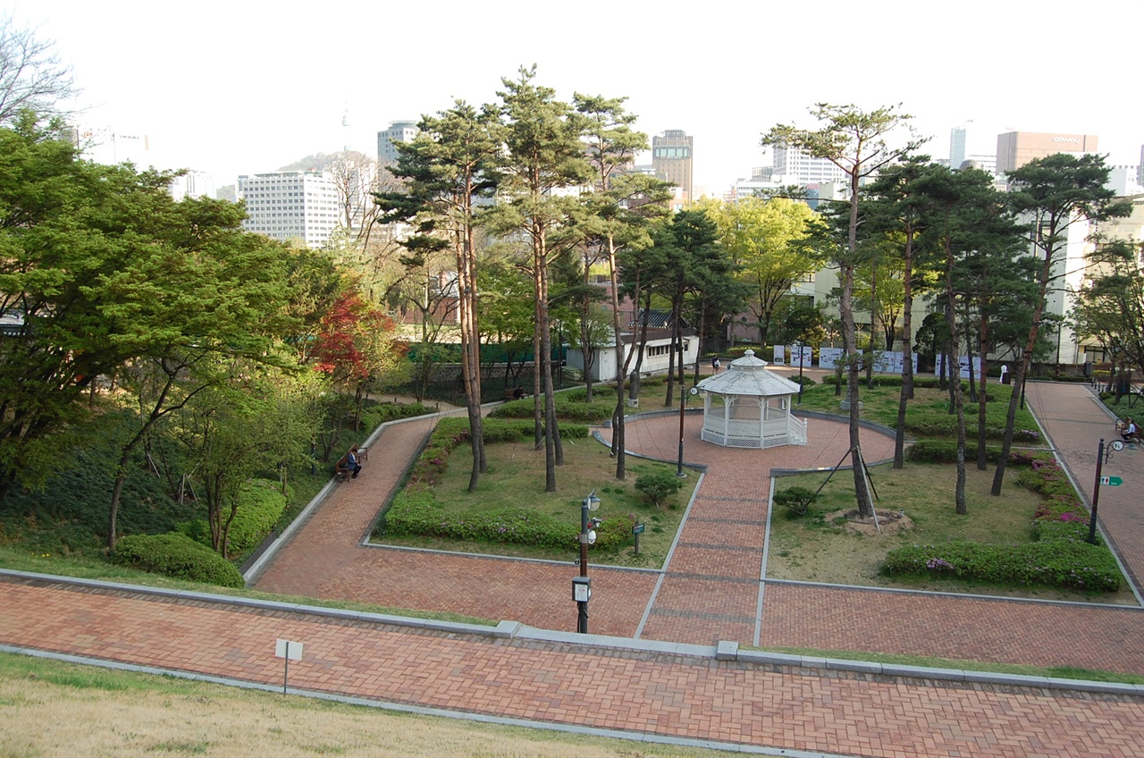  구 러시아공사관에서 바라본 정동공원 전경