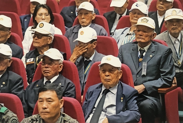 한국전쟁에 참전한 소년병의 규모는 2만9603명에 이른다.