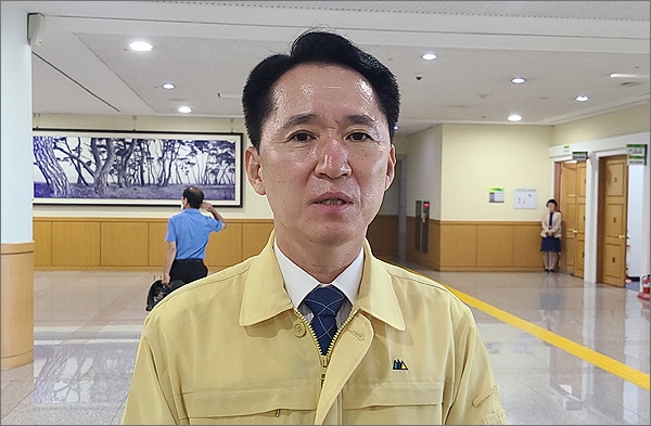 제8대 대전시의회 의장에 당선된 더불어민주당 권중순 의원.