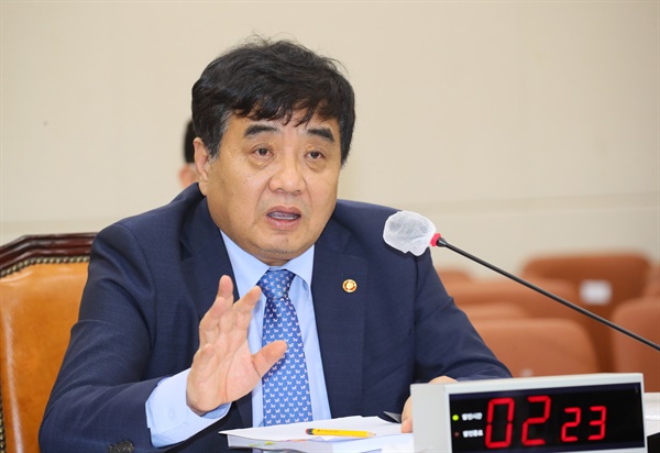  한상혁 방송통신위원장 후보자가 지난 7월 20일 국회 과학기술정보방송통신위원회에서 열린 인사청문회에서 질의에 답변하고 있다. 