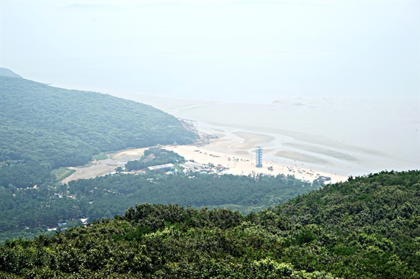 국사봉에서 바라본 하나개해수욕장