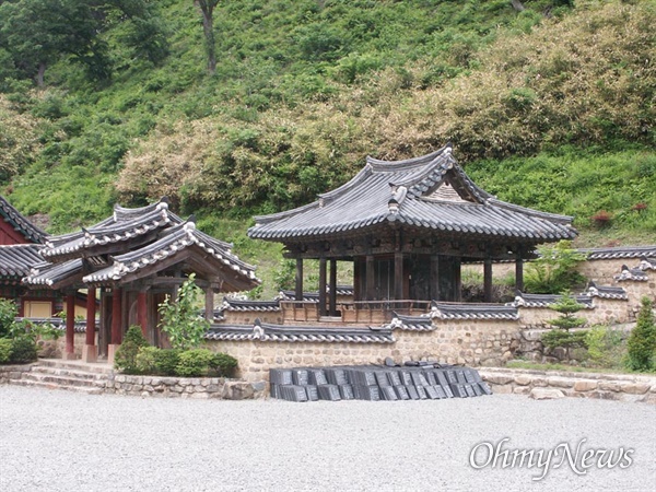  경북 의성군에 있는 고운사. 고운사 안에 있는 연수전이 문화재청에 의해 보물로 지정됐다.