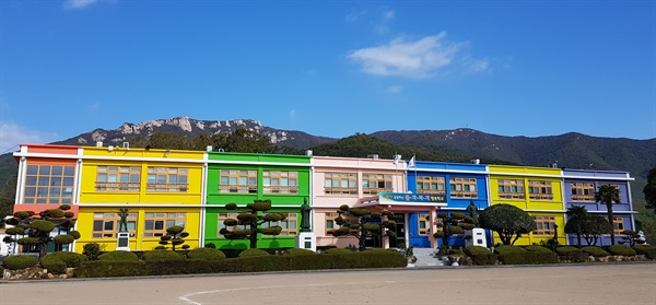 남해 상주초등학교.