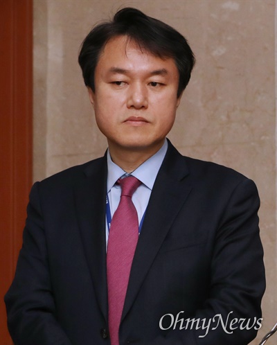 김종철 정의당 선임대변인. 사진은 지난 3월 국회의원 정론관에서 기자회견을 열 당시 모습. 