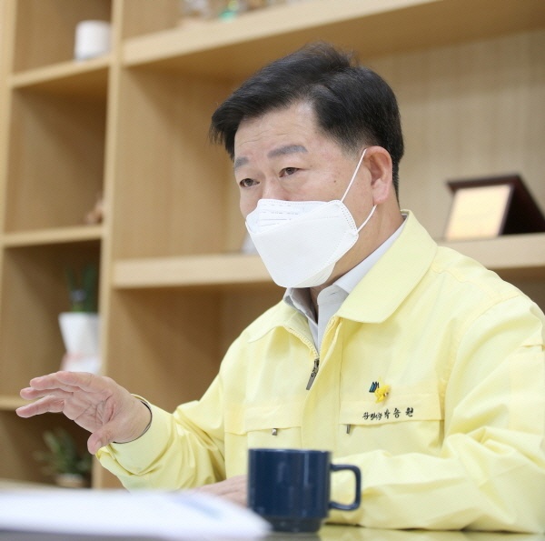 박승원 광명시장은 코로나19 재확산과 관련해 "최악의 상황에 대비한 감염대응체계를 강화해 어떤 상황에서도 시민 안전 지킬 것"이라고 다짐했다.