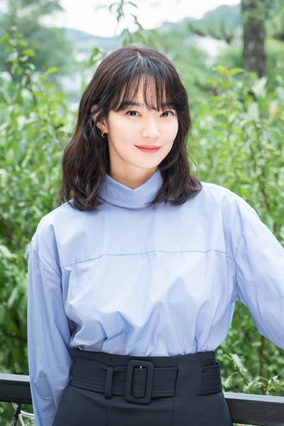  영화 <디바>에서 스타 다이빙 선수 이영 역을 맡은 배우 신민아.