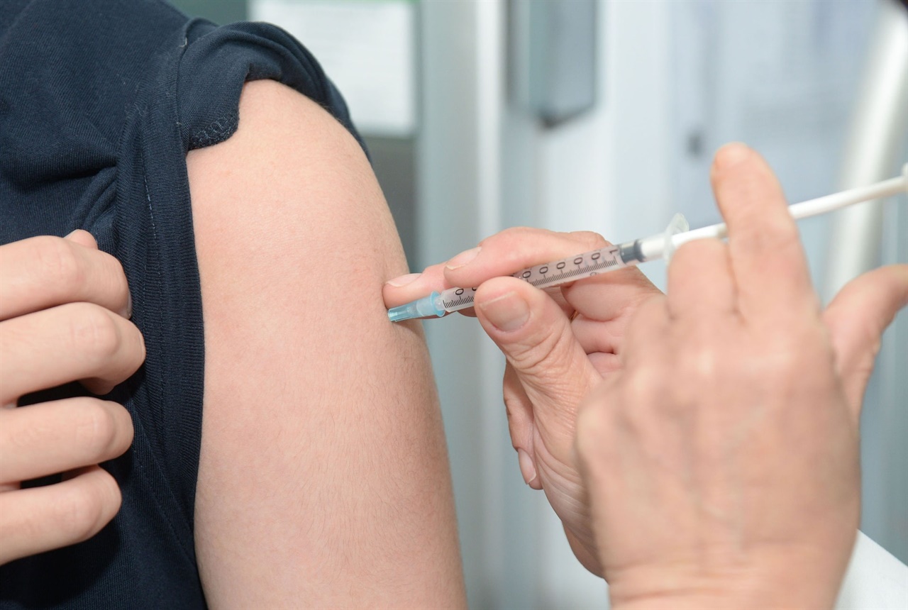 매년 접종하는 독감 예방접종의 예방 범위를 두고 매년 논란이 있다. 