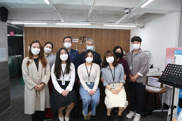 박종훈 경남도교육감은 9월 29일 ‘위(Wee)카페 다온’을 방문했다.