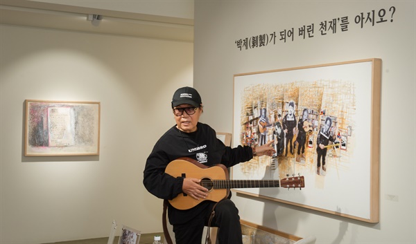 '보컬그룹 시인 이상과 5명의 아해들' 출간 기자간담회에서 조영남은 자신의 작품을 직접 설명하고, 자신이 작곡한 노래 '이런 시'를 직접 부르기도 했다. 