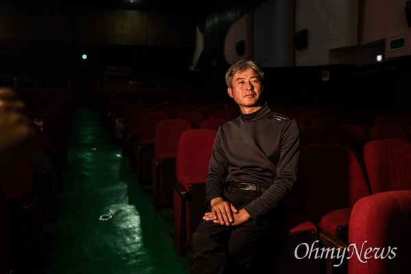 6.25전쟁 중 벌어진 태안 지역 민간인 학살을 다룬 영화 <태안>에서 피해자들의 인터뷰어로 출연한 세월호 희생자 유가족 김영오씨.
