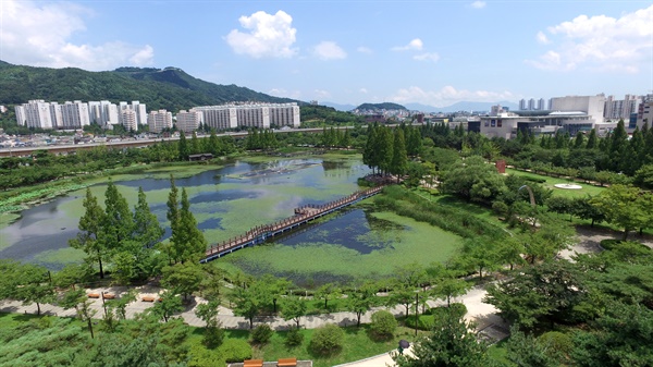 김해 연지공원