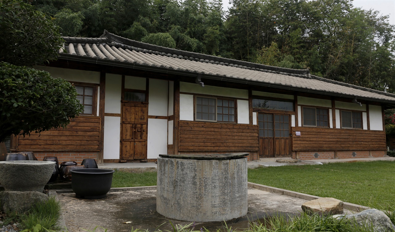 나주성당에 복원돼 있는 한국 까리따스 수녀회의 첫 본원. 나주성당이 한국 까리다스 수녀회의 태 자리이다. 