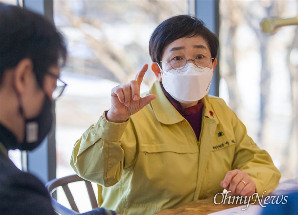 기후위기에 맞선 '모범 넷제로도시'를 만들기위해 노력하고 있는 박정현 대전 대덕구청장