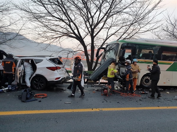 27일 오전 7시 17분경 하동읍 교차로 인근 도로에서 교통사고 발생.