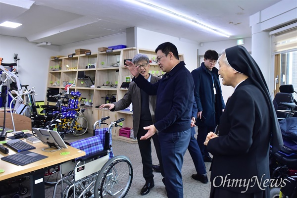 박남춘 인천시장이 2020년 1월 22일 장애인 복지관을 방문했다.
