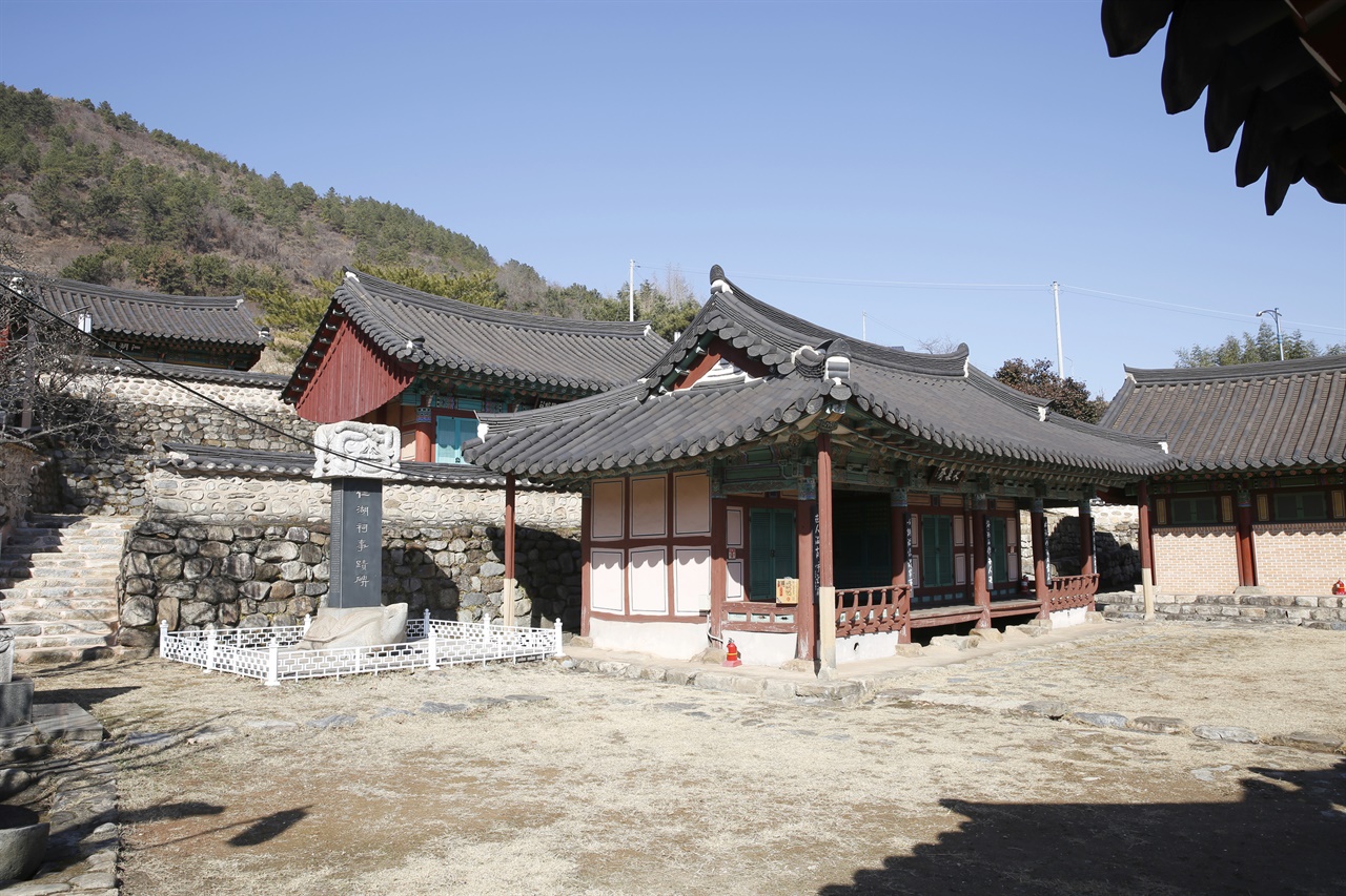 광양에 있는 김시식지 역사관 전경. 김역사관과 김시식 유물전시관 등으로 이뤄져 있다.