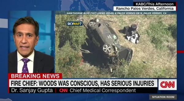  타이거 우즈의 교통사고 소식을 보도하는 CNN 갈무리.
