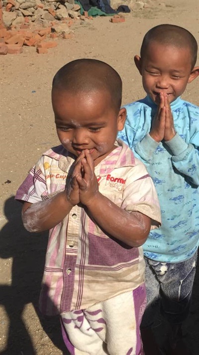 세상과함께와 인연을 맺은 미얀마 어린이.