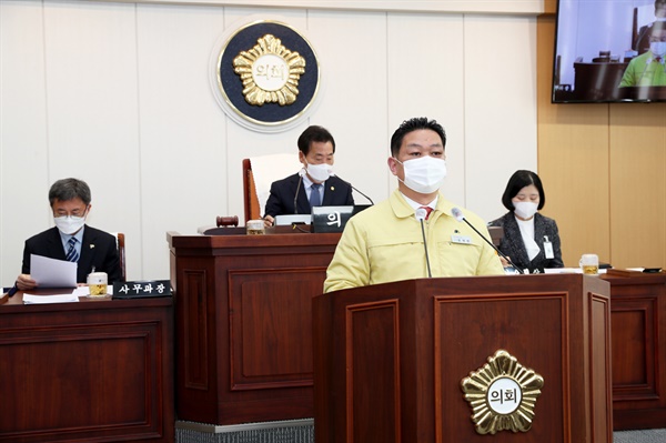 김 의원은 22일 제276회 임시회 5분 발언을 통해 희망벽화의 ‘복원과 보존관리 대책’을 주문하고 나서 눈길을 끌었다.