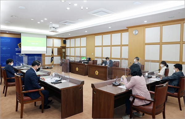 20일 대전시의회 대회의실에서 열린 '2050 탄소중립전환을 위한 지역의 과제' 정책간담회 장면
