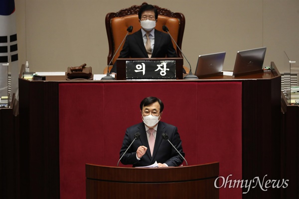 서병수 국민의힘 의원이 20일 서울 여의도 국회 본회의에서 열린 경제 분야 대정부질문에서 발언하고 있다.