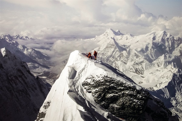2007년 에베레스트 남봉(8750m)에서 