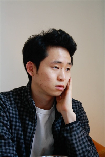 조기현 작가는 서울시 청년불평등 완화 범사회적대화기구 공동위원장으로 활동하기도 했다 