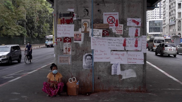  다큐멘터리 단편 영화 <버마의 봄 21>의 한 장면. 