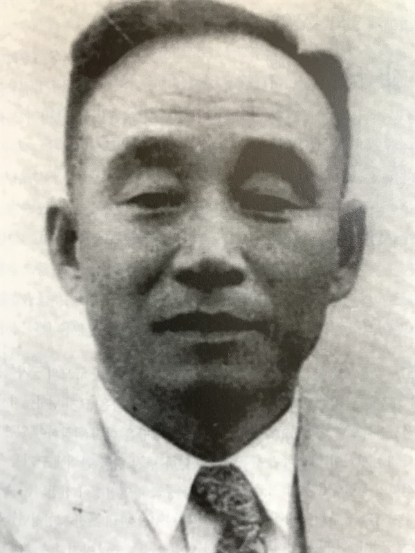 한빈의 동지, 최창익 최창익은 일본 유학 중인 1923년부터 노동운동에 뛰어들었고, 1925년 이후 공산주의 단체에서 활동했다. 일제의 감시와 검거를 견디지 못한 최창익은 1934년 중국으로 망명했다. 중국 대륙에서 조선민족혁명당, 조선의용대, 조선독립동맹 활동을 이어갔다. 해방 이후 북으로 귀환해, 연안파의 중심 인물로 활동했다. 일제강점기부터 최창익은 한빈과 행보를 함께 한 '평생 동지'였다.